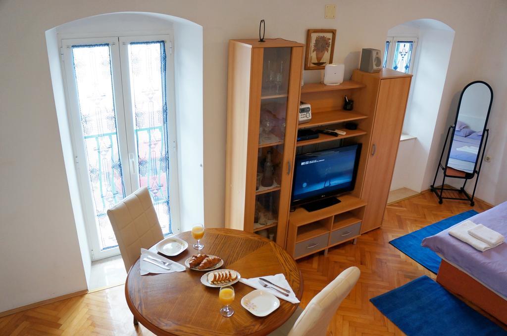 Kamena Apartment & Studio Макарска Экстерьер фото