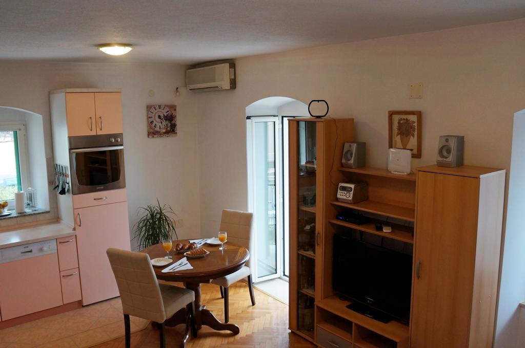 Kamena Apartment & Studio Макарска Экстерьер фото