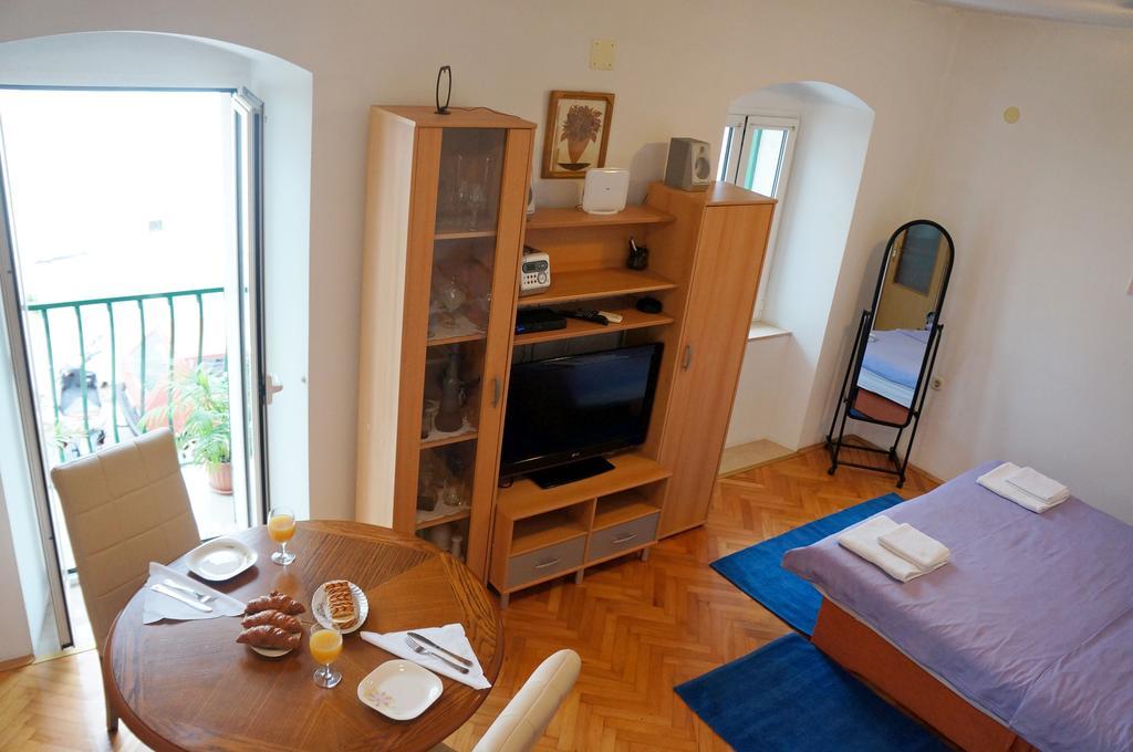 Kamena Apartment & Studio Макарска Экстерьер фото