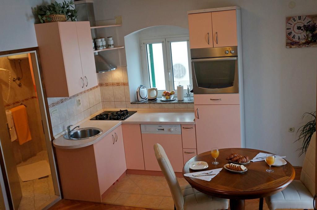 Kamena Apartment & Studio Макарска Экстерьер фото