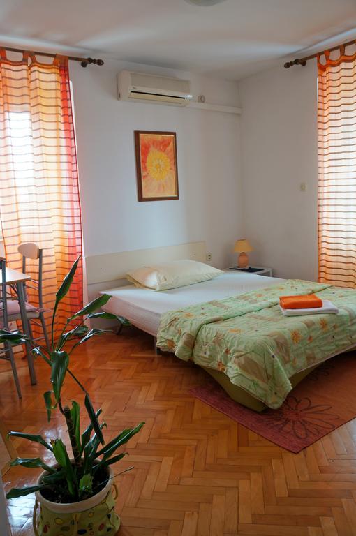 Kamena Apartment & Studio Макарска Экстерьер фото