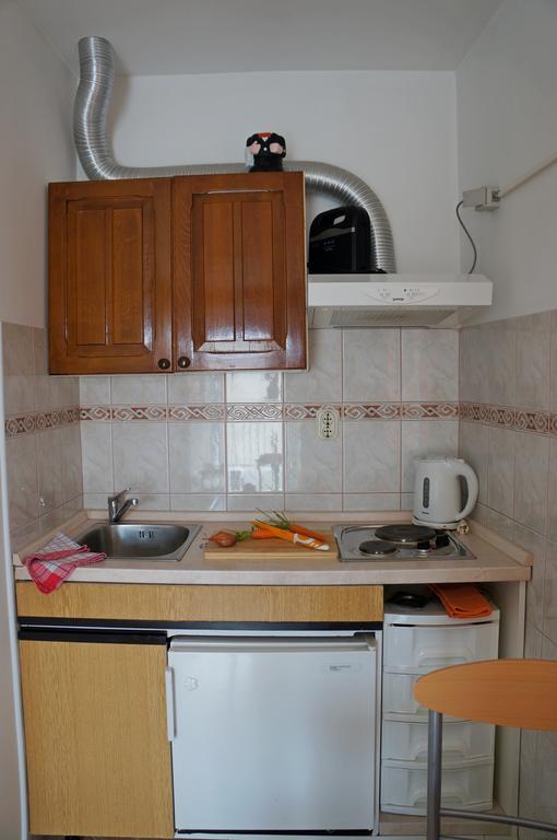Kamena Apartment & Studio Макарска Экстерьер фото