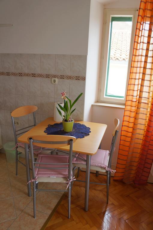 Kamena Apartment & Studio Макарска Экстерьер фото