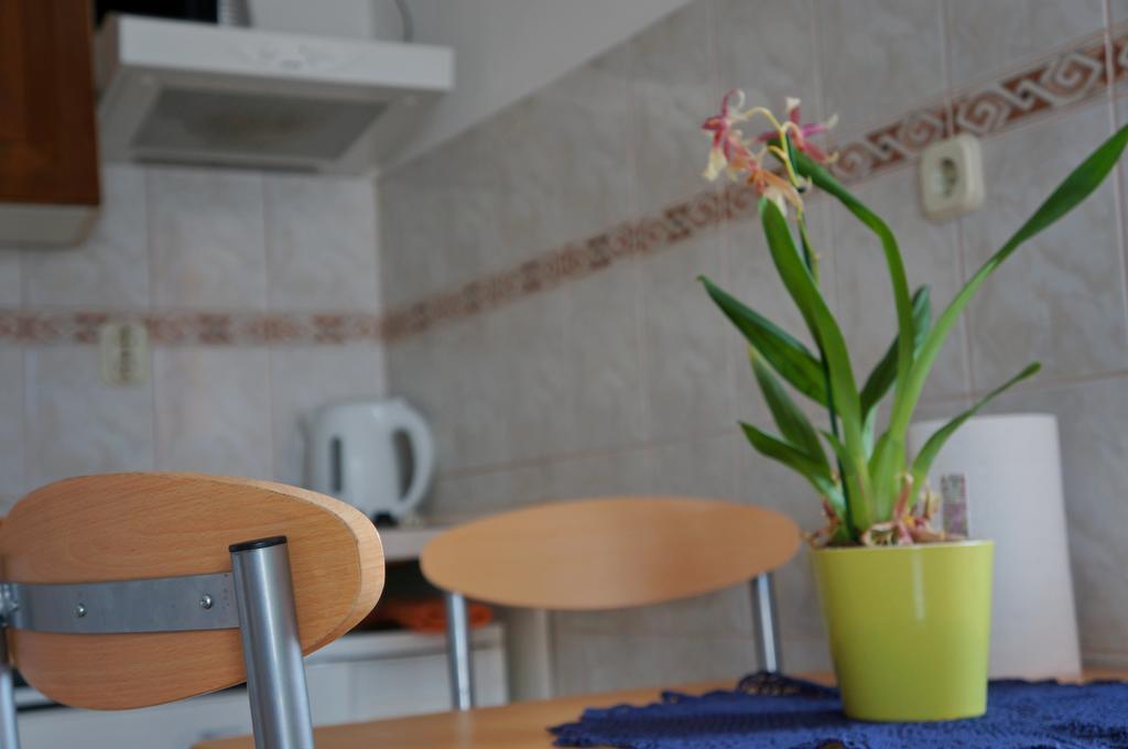 Kamena Apartment & Studio Макарска Экстерьер фото
